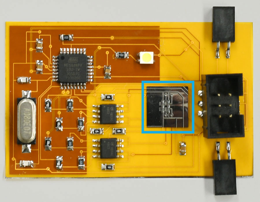 带集成2x2微镜阵列的柔性印刷电路板(FPCB)功能原型