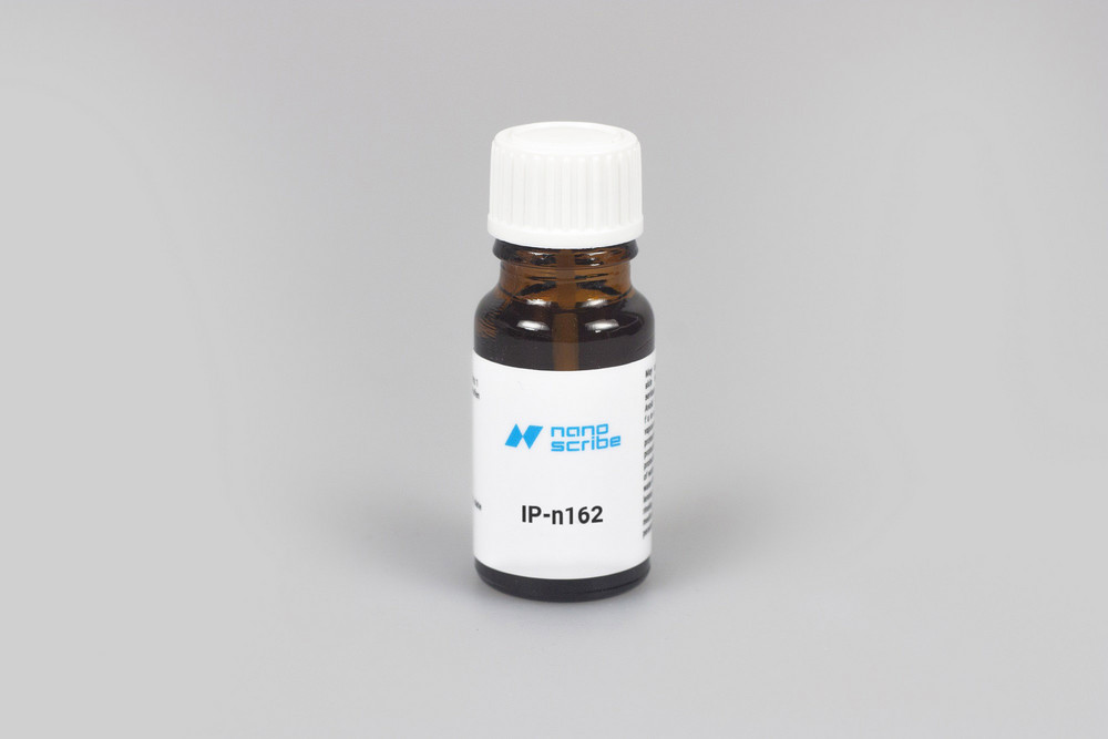 Nanoscribe presents the new IP-n162 printing material for microoptics applications